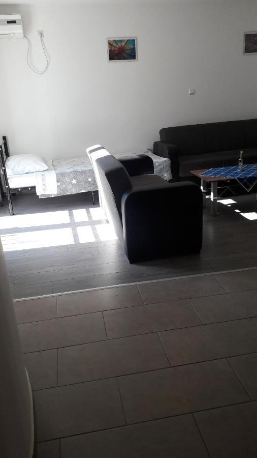 Apartmani Maric Selce Extérieur photo
