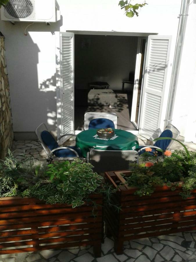 Apartmani Maric Selce Extérieur photo