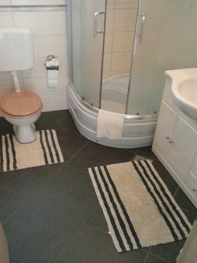 Apartmani Maric Selce Extérieur photo